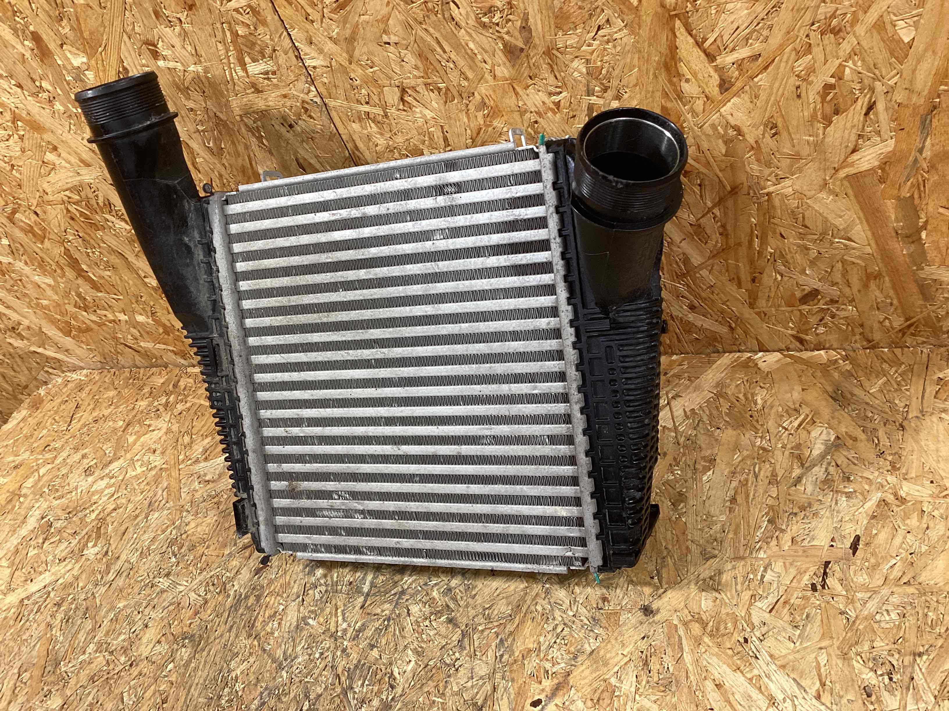 Интеркулер Porsche Panamera 311025-122