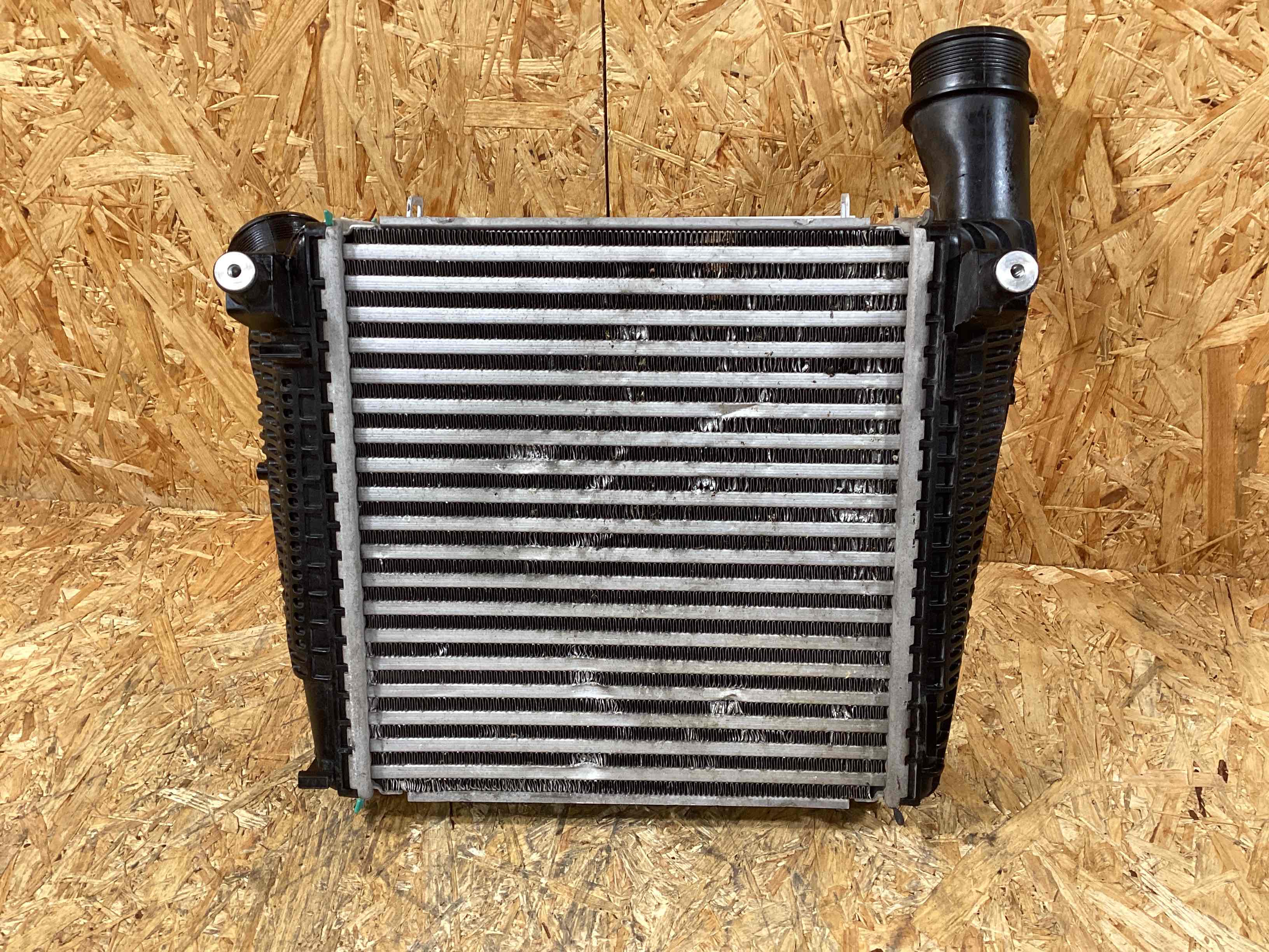 Интеркулер Porsche Panamera 311025-122