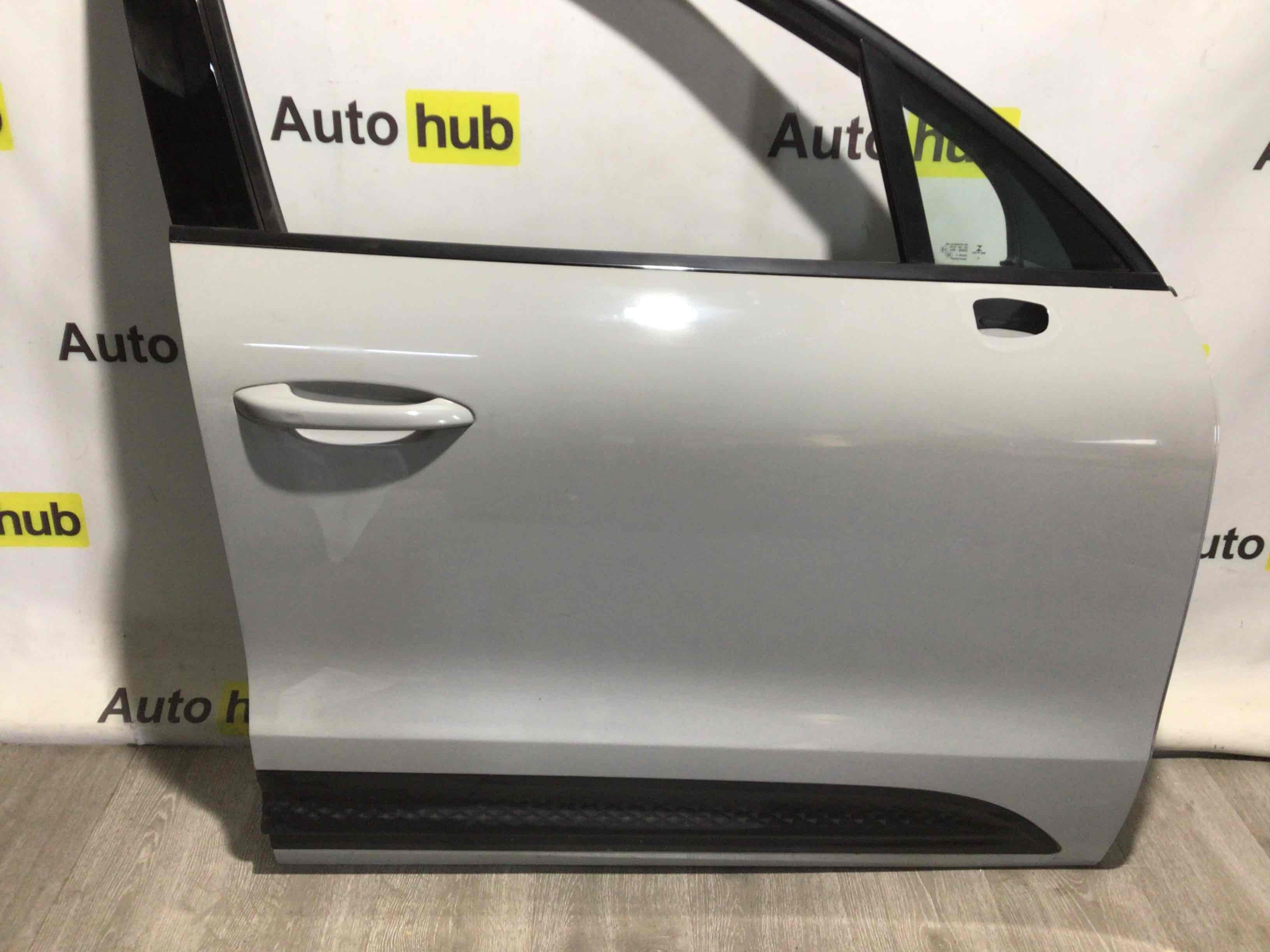 Дверь передняя правая Porsche Macan 300326-009