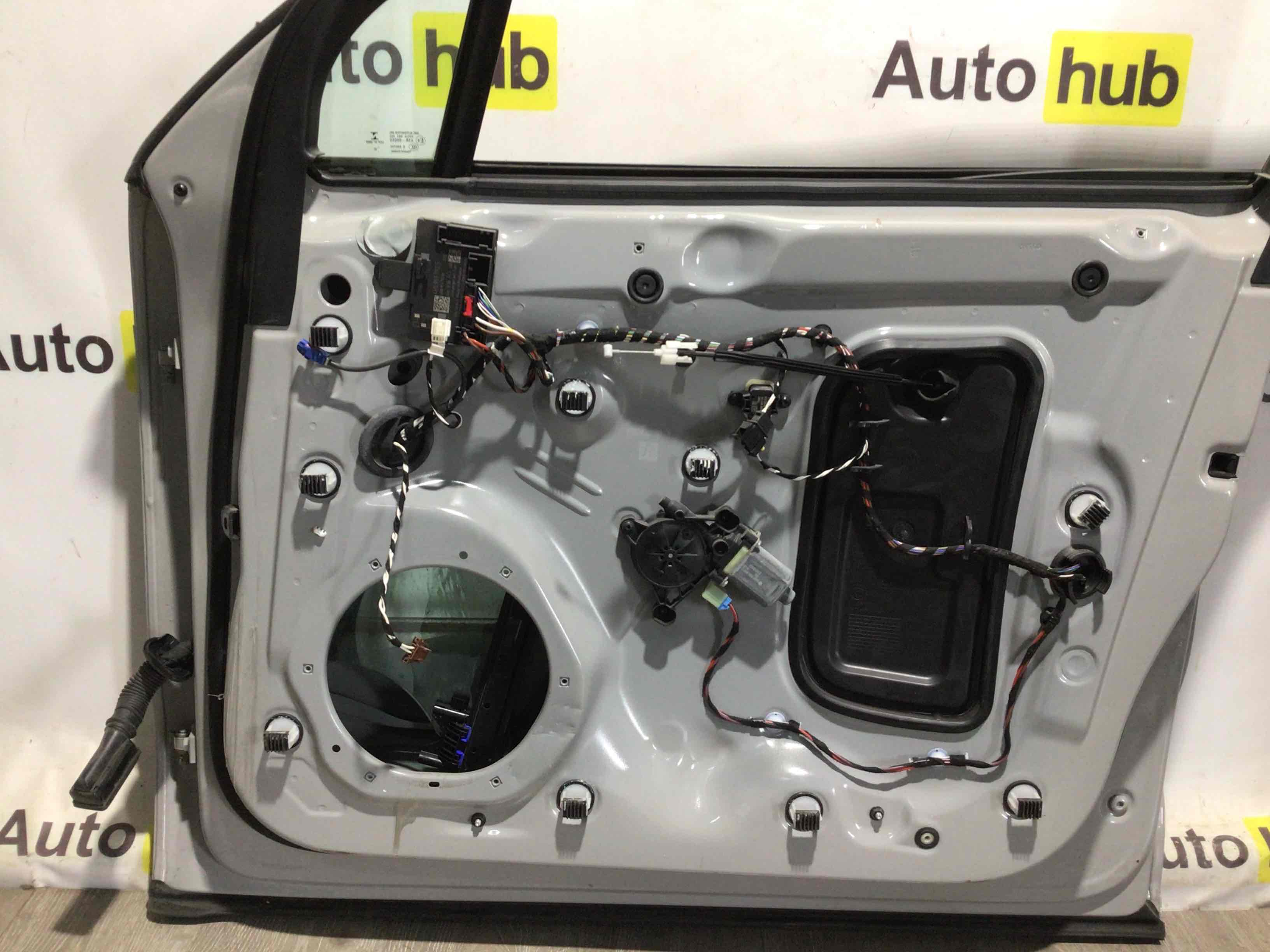 Дверь передняя правая Porsche Macan 300326-009