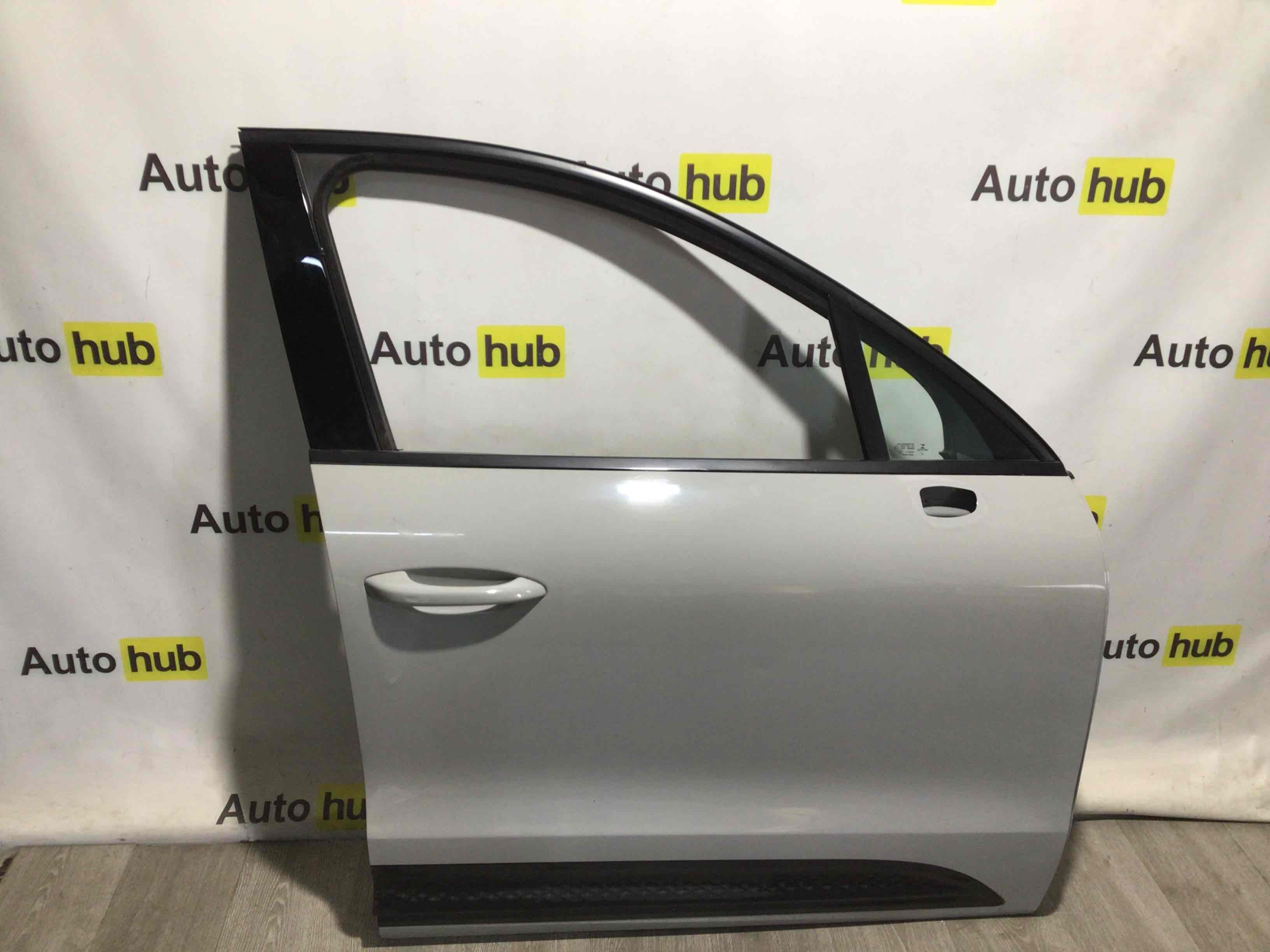 Дверь передняя правая Porsche Macan 300326-009